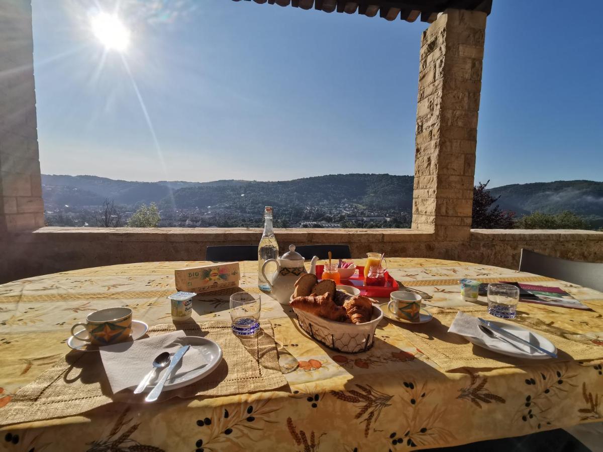 Bed and Breakfast Le Senechal Вильфранш-де-Руэрг Экстерьер фото